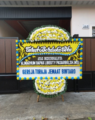 Papan Bunga Duka di Kualuh Selatan